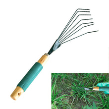 Stainless steel leaf rake with toothed design for gardening