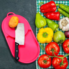 Kitchen cutting tray with plastic material